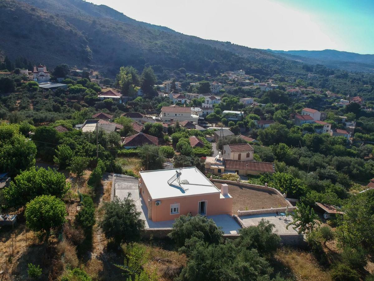 Panorama Country Residence Tzitzifés Exterior photo